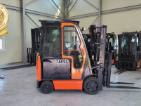 도요타 3톤 전동 중고지게차 [8FBCU30] / 좌식 4단…