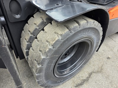 중고지게차 두산 4.5톤 힌지드 바가지차 디젤지게차 1650만원…