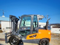 두산 2022년식 3단 마스터 풀옵션 새차급 지게차 (주행거…