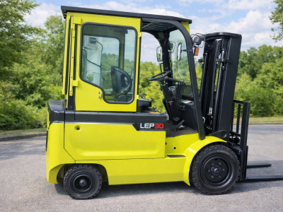 2021년식 클라크  3톤 전동지게차/ 상태 좋음