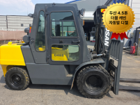 중고지게차 두산 4.5톤 더블 캐빈 자동발 디젤지게차 110…
