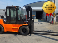 중고지게차 매매 두산 7톤 빨갱이 자동발 캐빈 디젤지게차 1…