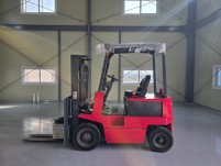 전동 좌식] 중고지게차 니찌유 2톤 배터리 카운터 3톤미만 …