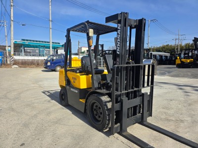 저렴한 중고지게차 두산 3톤 폴프리 디젤지게차 1100만원