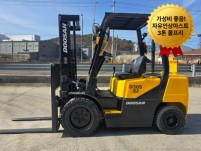 저렴한 중고지게차 두산 3톤 폴프리 디젤지게차 1100만원
