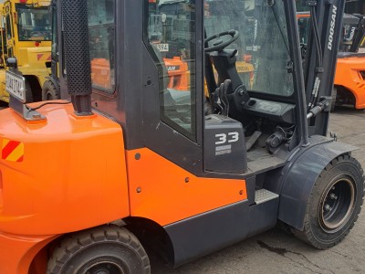 두산3.3톤 3단마스타 더블타이어식 디젤지게차