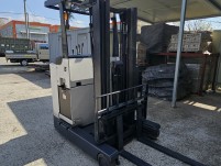 배터리 2017년식 클라크 입식 1.5톤 전동지게차 삼단 4…