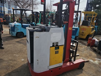 저렴한 니찌유 입식 1.5톤 전동지게차 3m인상  380만