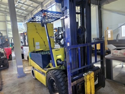 배터리2022년식 코마츠 좌식 3톤 전동지게차 삼단5m 사이드시…